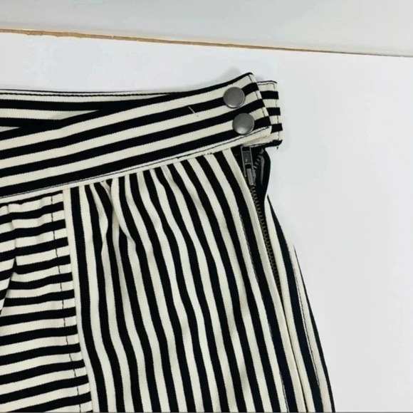 Madewell | Swivel Ponte | Classic Stripe Preppy Coastal Mini Skirt Size 0 XS XXS - Picture 3 of 6